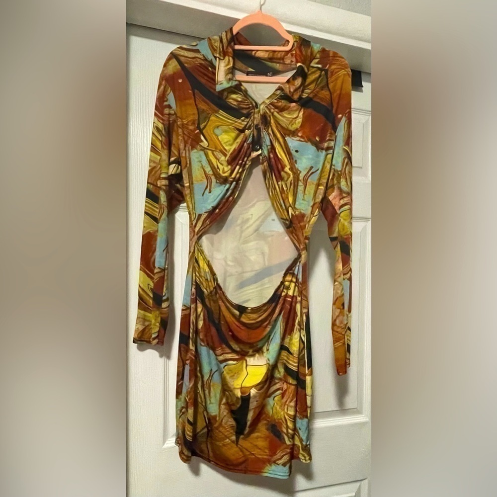 Pretty Little Thing Open Front dress